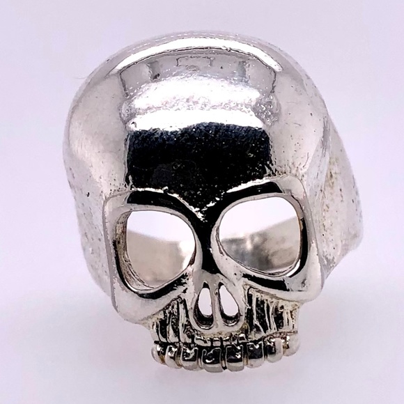 Men's Skull Ring - Picture 6 of 10